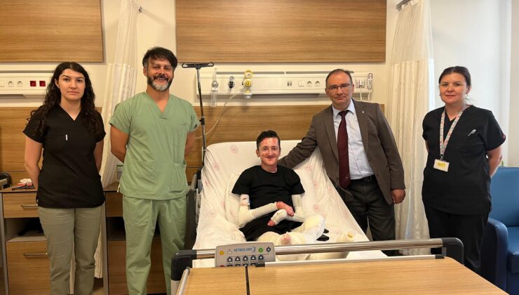 Türkiye’de İlk Kez Uygulandı: Babasının Bacağından Alınan Doku Oğluna Nakledildi
